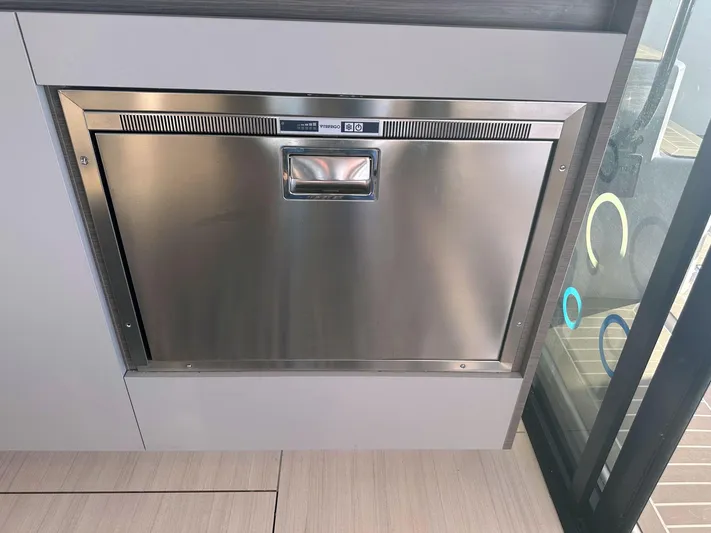 Hamlet Yacht Photos Pics Stainless Steel Dish Washer