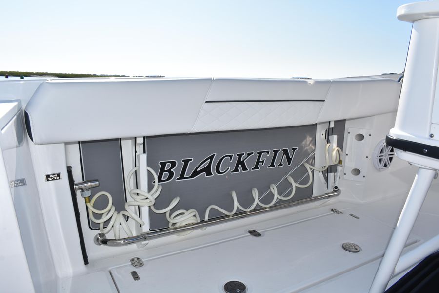 2022 Blackfin 252 CC