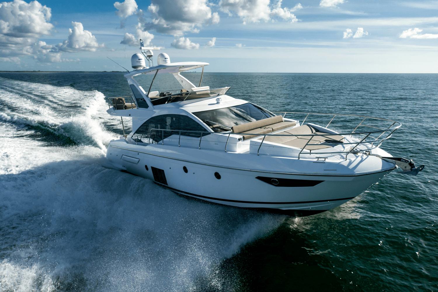 2022 Azimut 50 Flybridge Motor Yachts for sale - YachtWorld