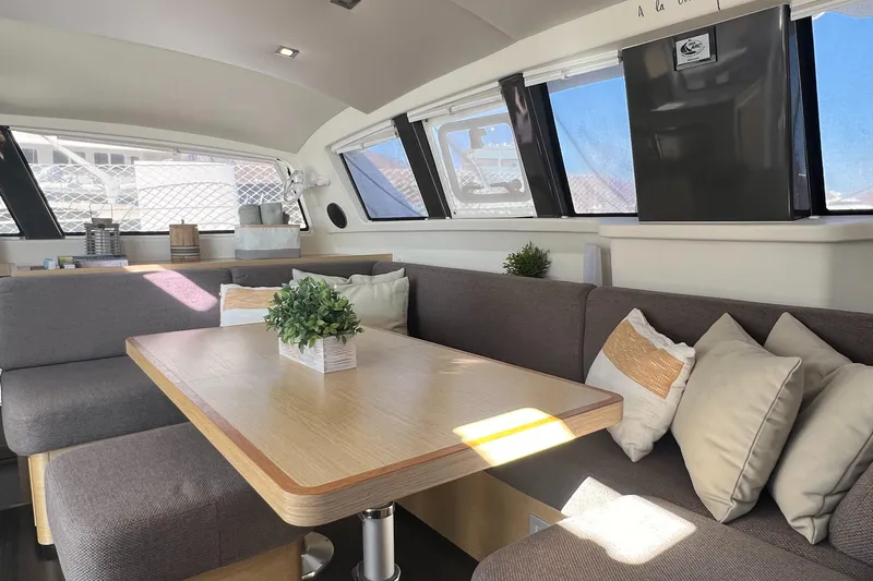 Wanderer Yacht Photos Pics 