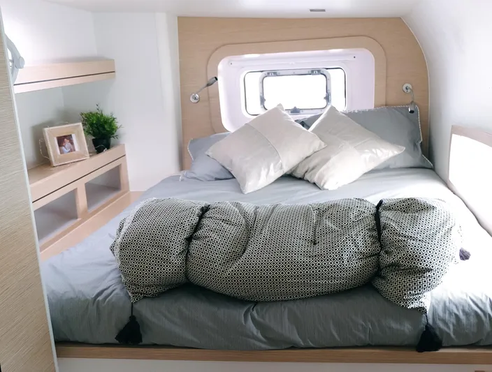 Wanderer Yacht Photos Pics 