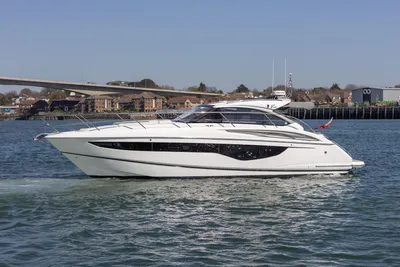 2018 Princess V40