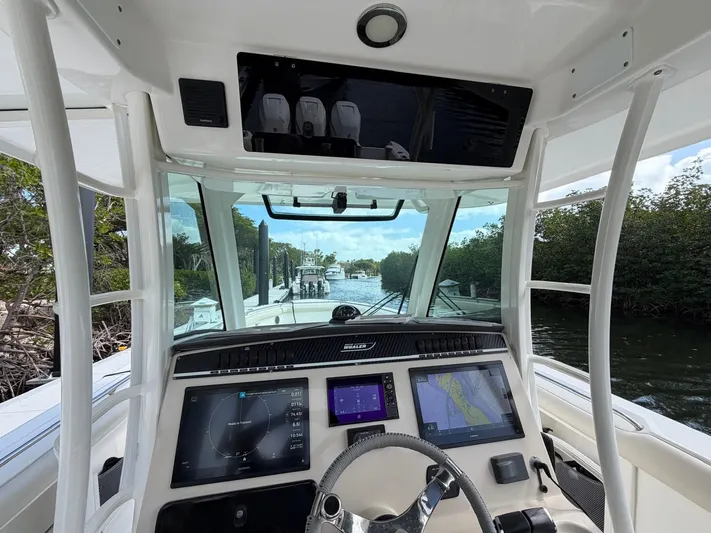  Yacht Photos Pics Interior view of 2019 Boston Whaler 350 Outrage cockpit.