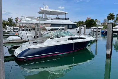 Chris-Craft Roamer 36