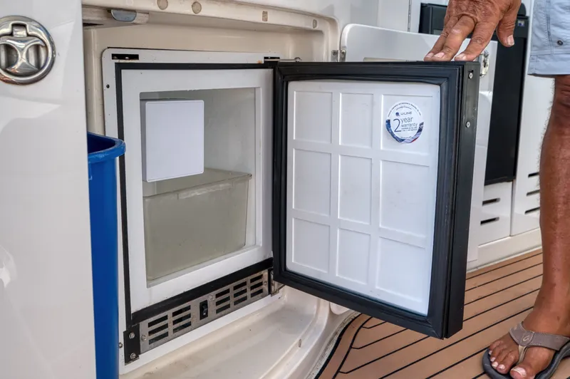 Couples Therapy Yacht Photos Pics 