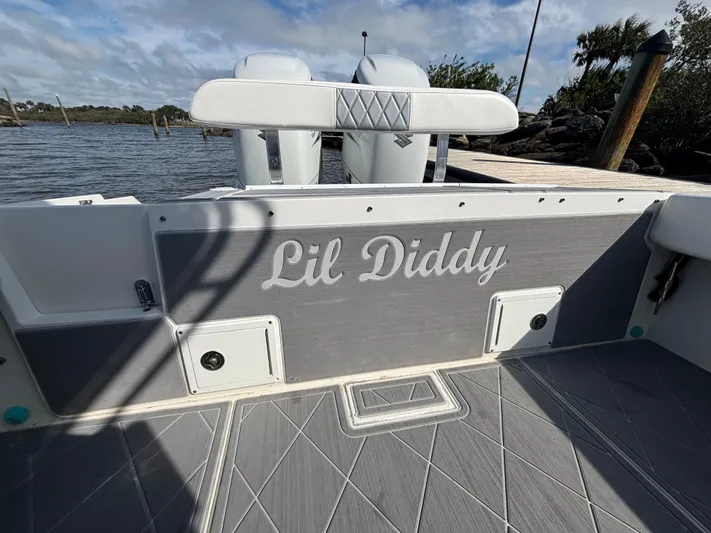 Lil Diddy Yacht Photos Pics 