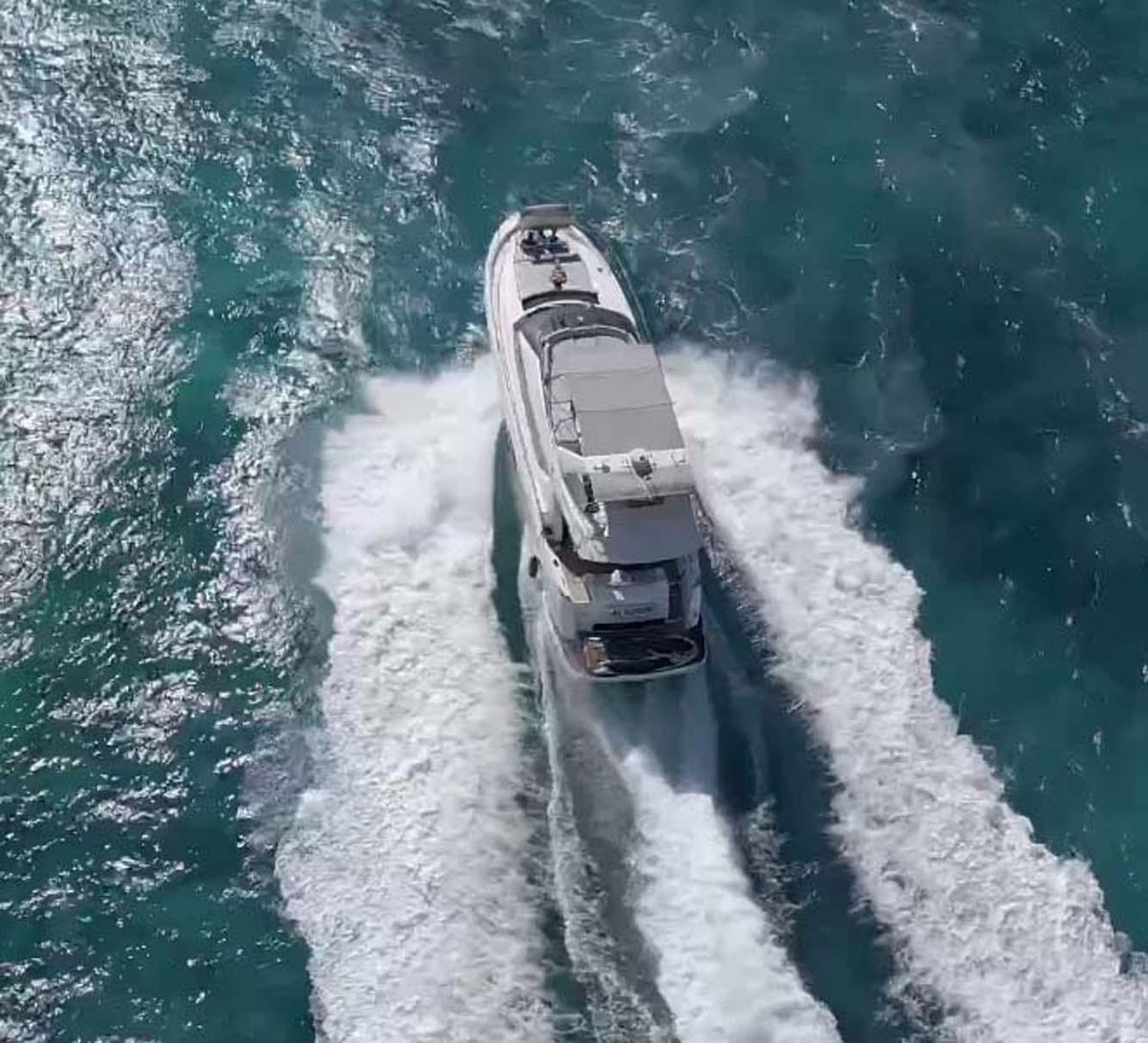 2013 Prestige 62 