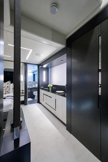 Shine Yacht Photos Pics 