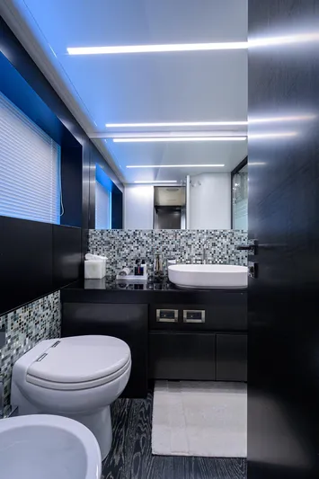 Shine Yacht Photos Pics 