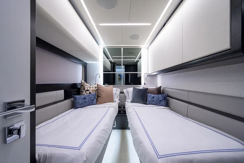 Shine Yacht Photos Pics 