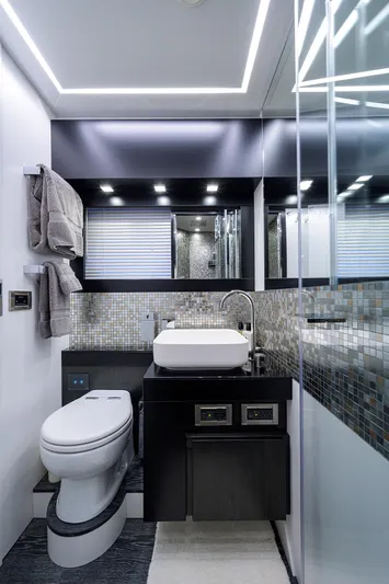 Shine Yacht Photos Pics 