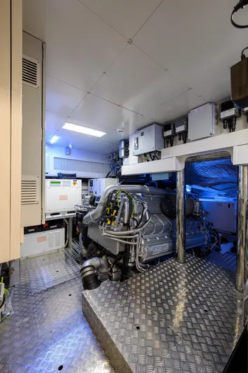 Shine Yacht Photos Pics 