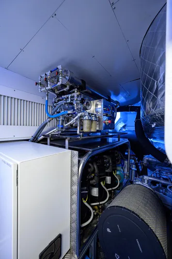 Shine Yacht Photos Pics 