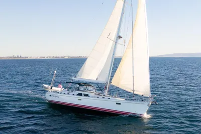2006 Hylas 70