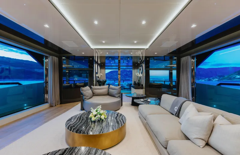 Mangusta Gransport 45 Yacht Photos Pics 