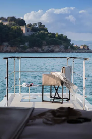 Mangusta Gransport 45 Yacht Photos Pics 