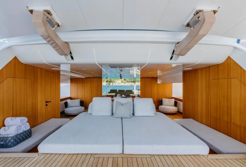 Mangusta Gransport 45 Yacht Photos Pics 