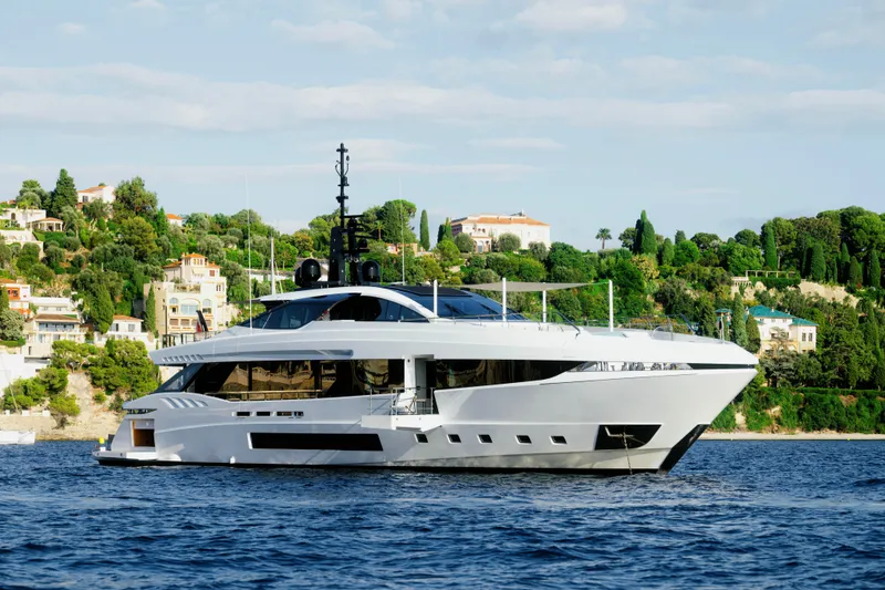Mangusta Gransport 45 Yacht Photos Pics 