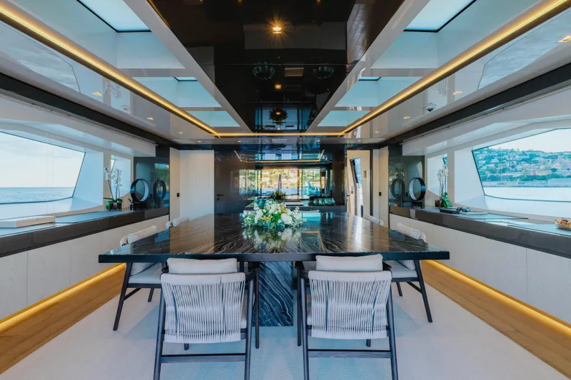 Mangusta Gransport 45 Yacht Photos Pics 