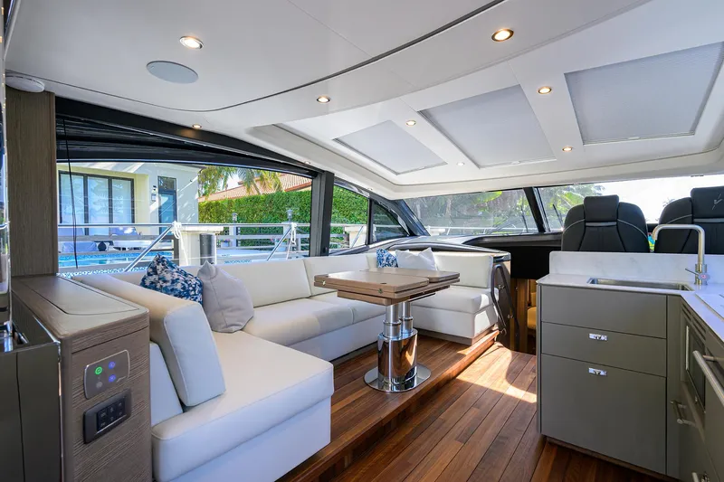Ladybird Yacht Photos Pics Princess V55 Ladybird - Salon