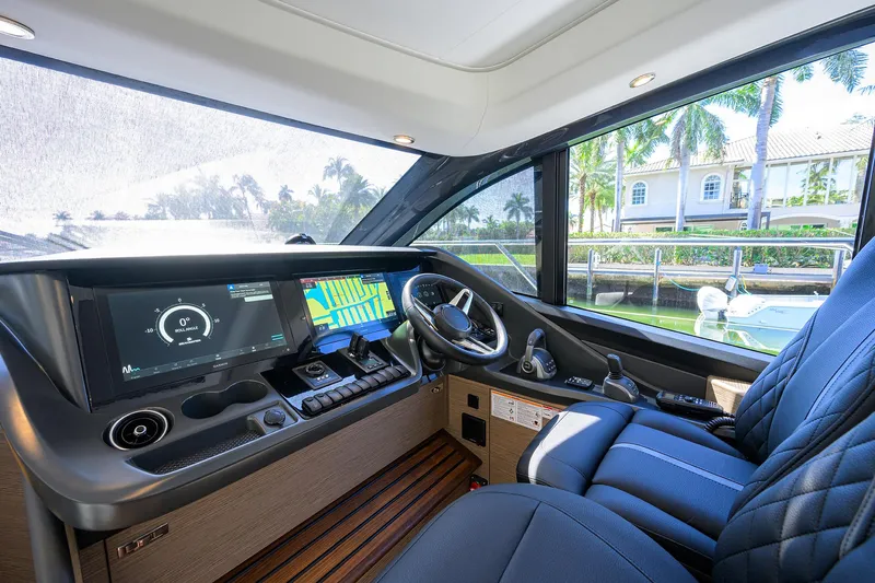 Ladybird Yacht Photos Pics Princess V55 Ladybird - Helm