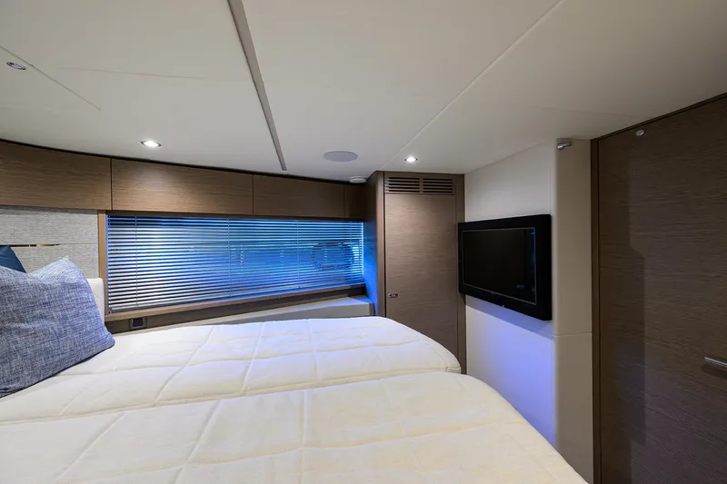 Ladybird Yacht Photos Pics Princess V55 Ladybird -  Forward Stateroom