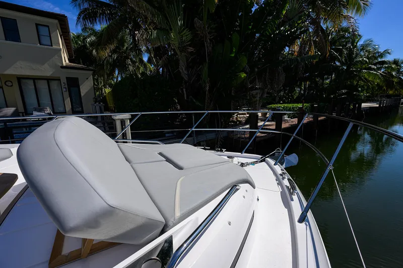 Ladybird Yacht Photos Pics Princess V55 Ladybird -  Bow