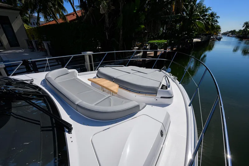 Ladybird Yacht Photos Pics Princess V55 Ladybird -  Bow