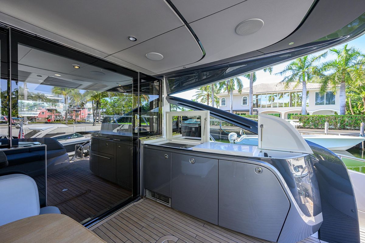 2025 Princess 55 