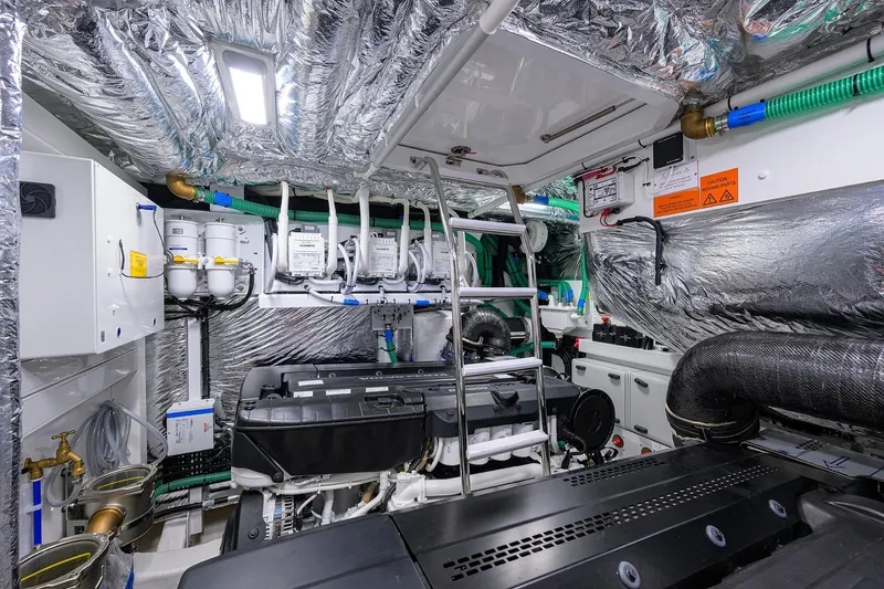 Ladybird Yacht Photos Pics 