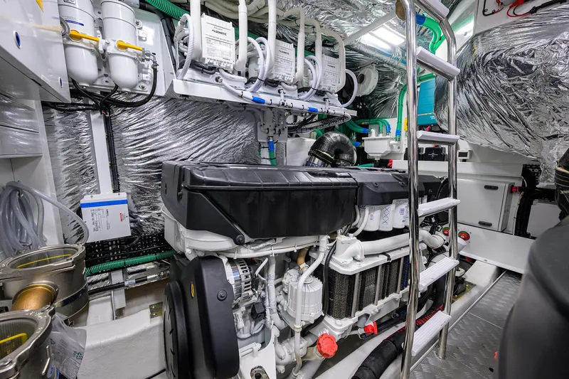Ladybird Yacht Photos Pics Princess V55 Ladybird -  Engine Room