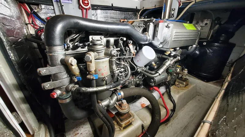 Nine Lives Yacht Photos Pics Port Main Engine