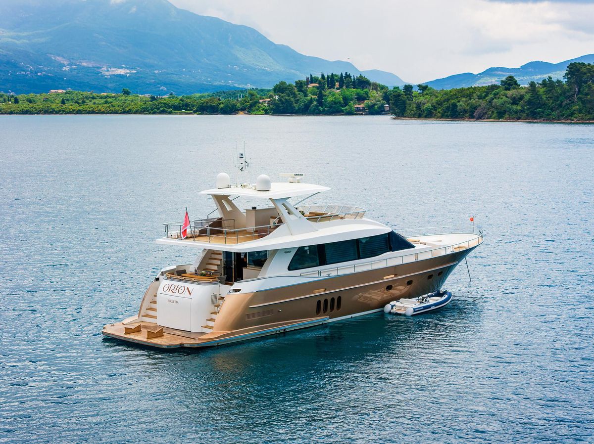 2014 Van der Valk 80 