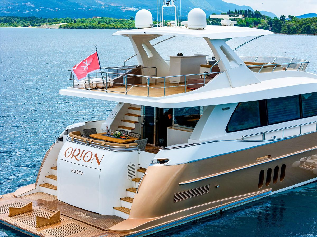 2014 Van der Valk 80 