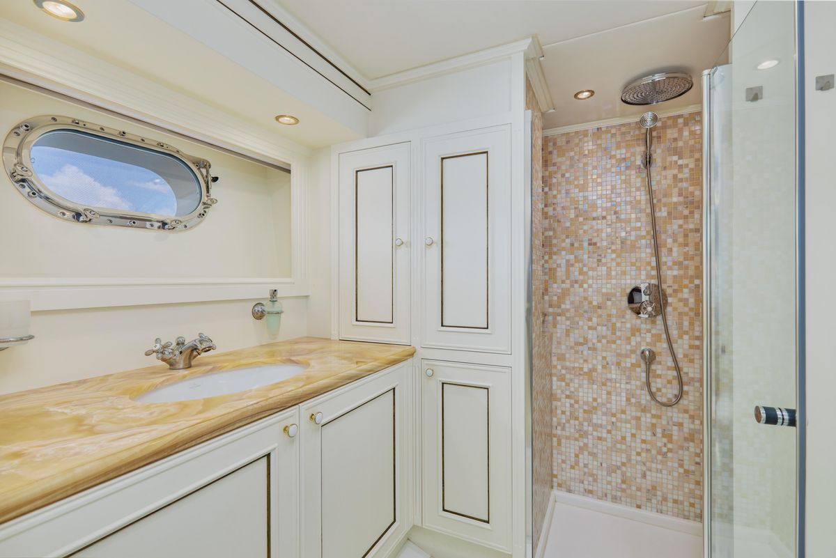 2014 Van der Valk 80 