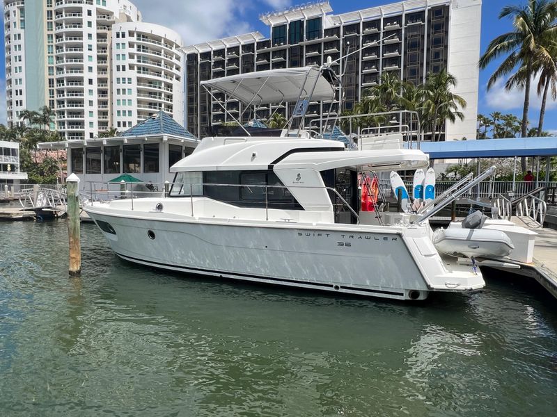 2019 Beneteau Swift Trawler 35