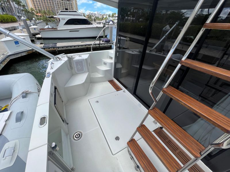 2019 Beneteau Swift Trawler 35