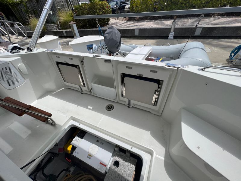 2019 Beneteau Swift Trawler 35