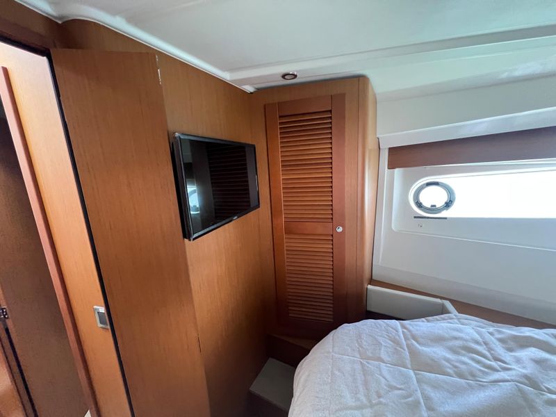 2019 Beneteau Swift Trawler 35