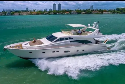 Ferretti Yachts 680