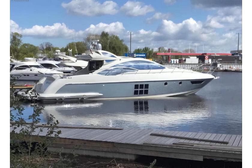 2012 Azimut 62S