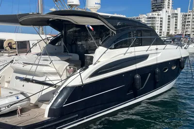 2015 Princess V48