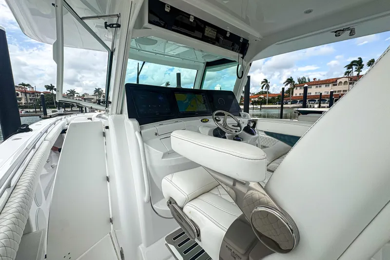 Our Trade Yacht Photos Pics 2024 HCB 53 Sueños boat interior with modern helm and luxurious seating.