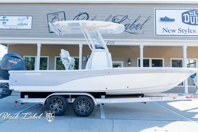 Sea Fox 231 Bay Fox Center Console