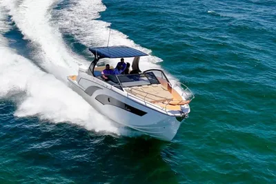 Hanover 347 Inboard