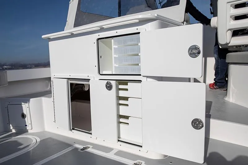  Yacht Photos Pics Manufacturer Provided Image