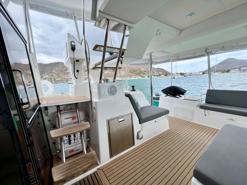 2020 Fountaine Pajot Saona 47
