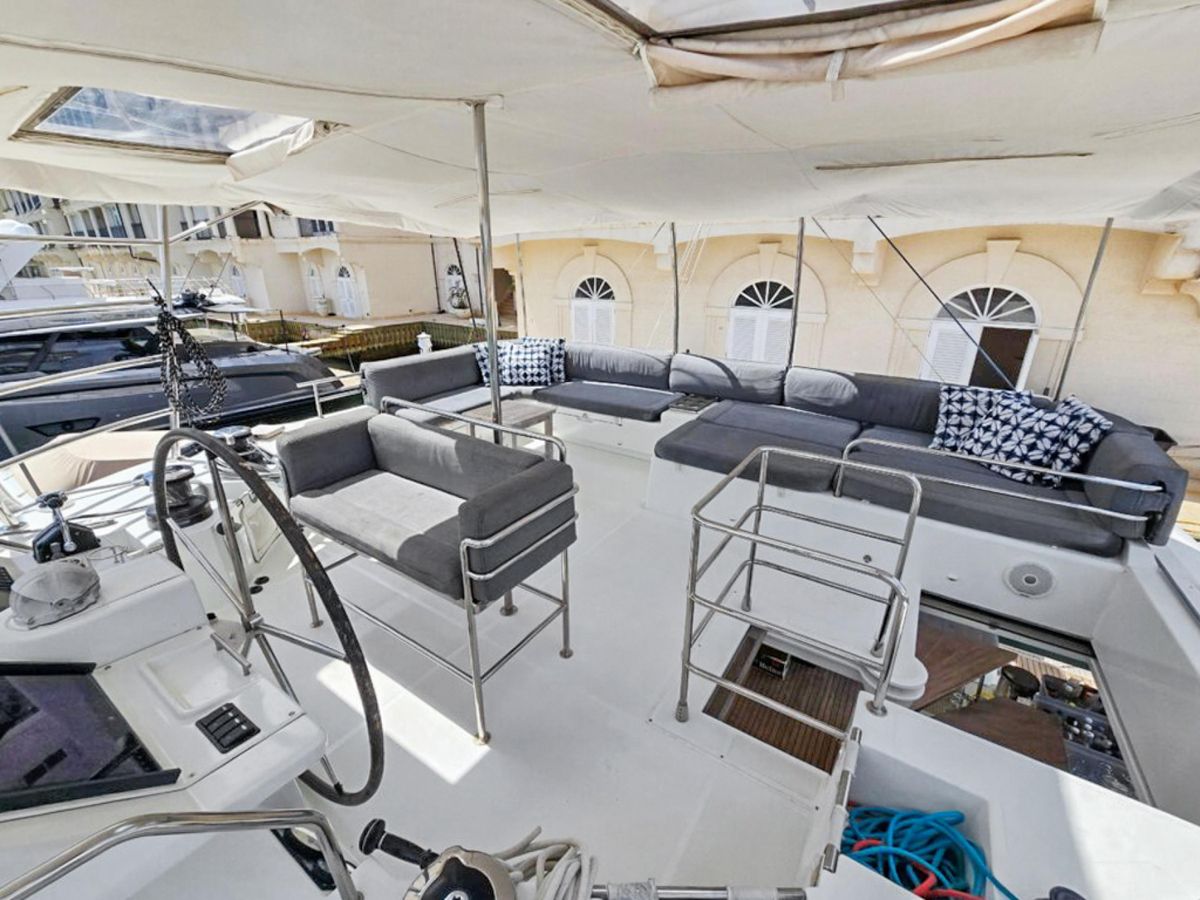 2015 Lagoon 56 