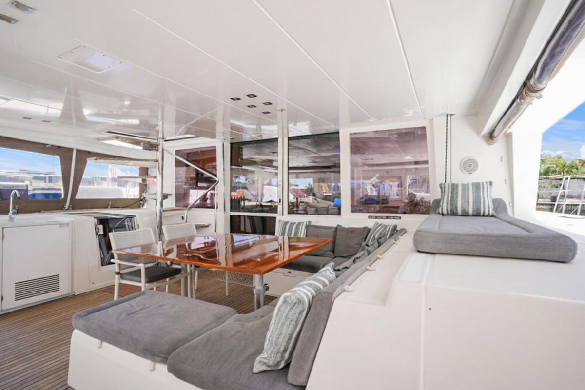 2015 Lagoon 56 