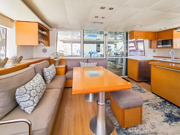 Cool Runnings IV Yacht Photos Pics 